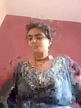 Snapshot of Riya_lovely0143 chatting on 06-14-26, 04:58 Riya lovely0143 online show from 06-14-26, 04:58