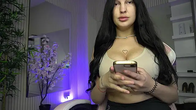 MiaHartx online show from 05-06-26, 04:52