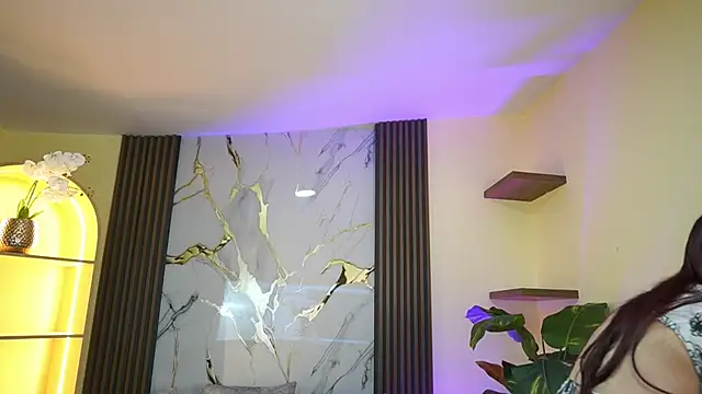 TessaaFox online show from 03-24-26, 11:37