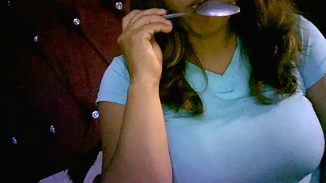 Zulreyna online show from 04-24-26, 03:20