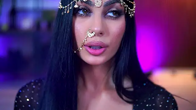 Snapshot of RavennaDArcy chatting on 02-18-26, 07:54 RavennaDArcy online show from 02-18-26, 07:54