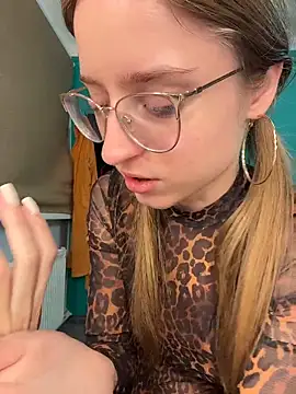 EveLunny online show from 02-01-26, 03:05