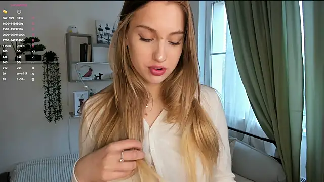 TawnyaVanschaick online show from 05-10-26, 09:14