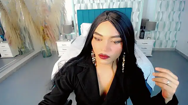 sebastian cruz  online show from 11-17-25, 07:30