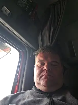 Grase44 online show from 11-19-25, 02:39