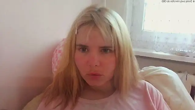 HornyElena online show from 05-10-26, 06:02