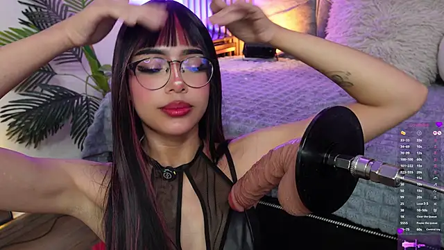 Snapshot of _ViolletteNoir_ chatting on 06-11-26, 08:51 ViolletteNoir online show from 06-11-26, 08:51