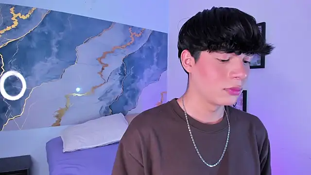 Isaac Kurtt online show from 11-14-25, 07:56