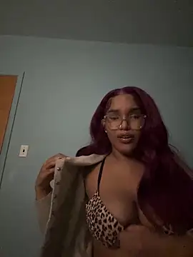 Snapshot of exotichoneyy chatting on 11-06-25, 05:08 exotichoneyy online show from 11-06-25, 05:08