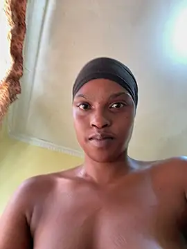 NiaLong21  online show from 03-26-26, 10:43