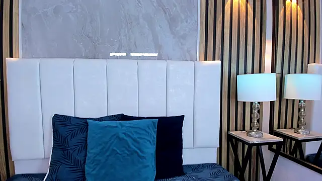 Carlotta de velour online show from 11-25-25, 01:05