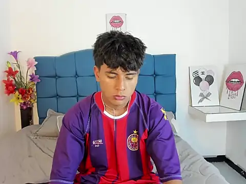 Valentino Lane online show from 01-16-26, 02:15