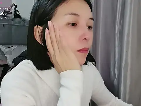 Wanwan61 online show from 11-26-25, 08:59