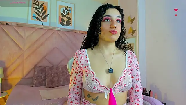 Snapshot of DemiJones_ chatting on 03-06-26, 03:03 DemiJones online show from 03-06-26, 03:03