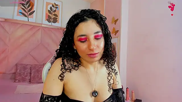 Snapshot of DemiJones_ chatting on 03-22-26, 04:27 DemiJones online show from 03-22-26, 04:27