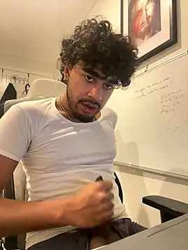 Snapshot of jayluvsu69 chatting on 11-06-25, 08:37 jayluvsu69 online show from 11-06-25, 08:37