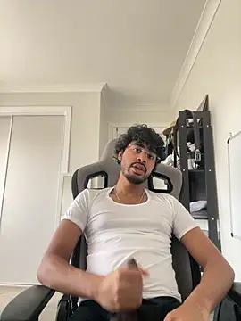 Snapshot of jayluvsu69 chatting on 11-07-25, 02:00 jayluvsu69 online show from 11-07-25, 02:00