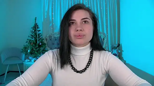 AdrianaTorres online show from 12-19-25, 05:47