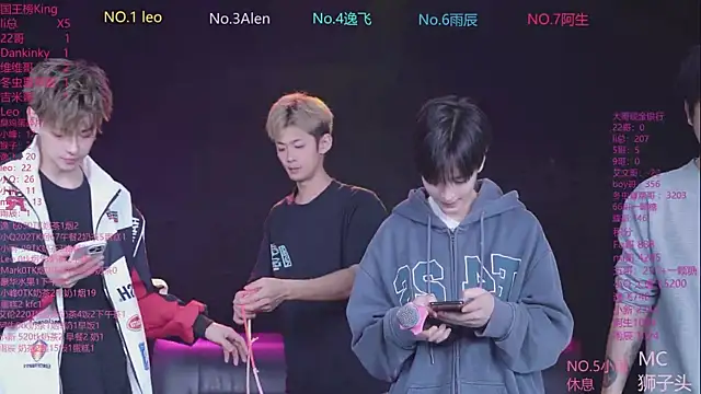 Snapshot of AAA-winner chatting on 05-17-26, 12:41 AAA-winner online show from 05-17-26, 12:41