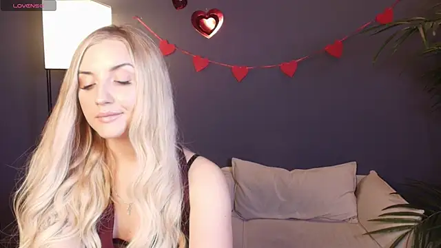 Snapshot of _Mi1a_ chatting on 02-17-26, 10:12 Mi1a online show from 02-17-26, 10:12