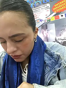 Snapshot of ALEJA__22 chatting on 03-18-26, 01:58 ALEJA 22 online show from 03-18-26, 01:58