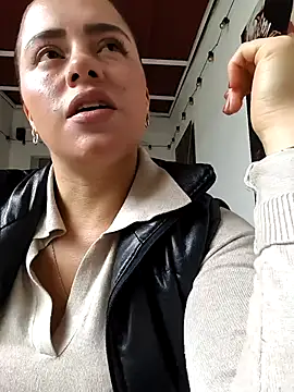 Snapshot of ALEJA__22 chatting on 03-20-26, 03:39 ALEJA 22 online show from 03-20-26, 03:39