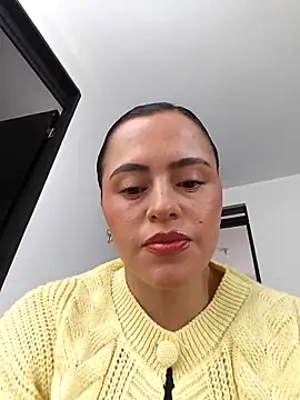 ALEJA  22 online show from 05-12-26, 06:49