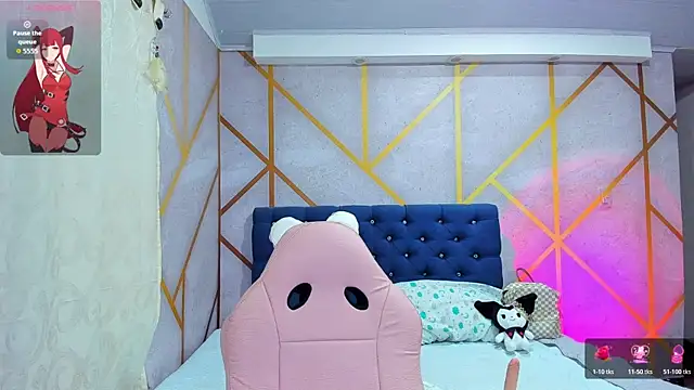  vaiolet owo online show from 03-08-26, 10:19