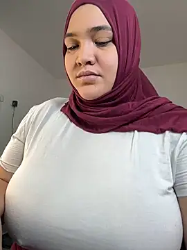 Snapshot of sweetmuslim01 chatting on 02-14-25, 08:48 sweetmuslim01 online show from 02-14-25, 08:48