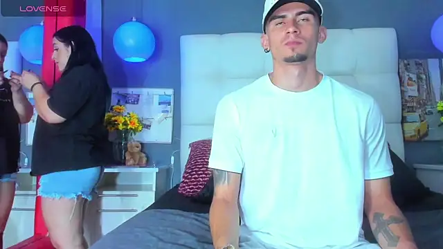 Sharon Tyga20 online show from 11-27-25, 08:33