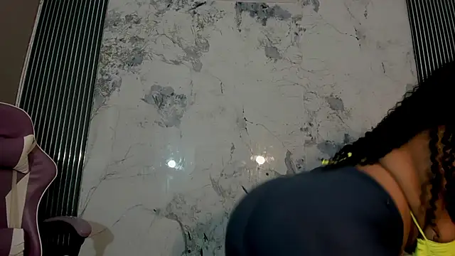 Snapshot of elena_wolff chatting on 02-12-26, 12:00 elena wolff online show from 02-12-26, 12:00