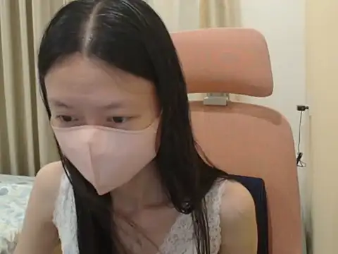 Lil-Cherries online show from 03-17-26, 11:13