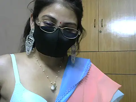 Fairy Pie online show from 05-21-26, 06:37