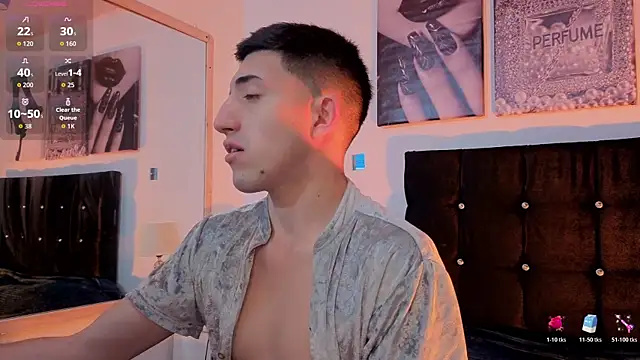 Snapshot of Un_Sluttyy chatting on 02-21-26, 11:22 Un Sluttyy online show from 02-21-26, 11:22