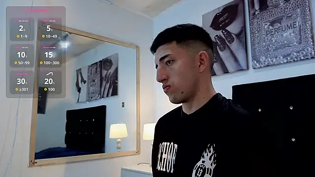 Snapshot of Un_Sluttyy chatting on 03-16-26, 11:36 Un Sluttyy online show from 03-16-26, 11:36