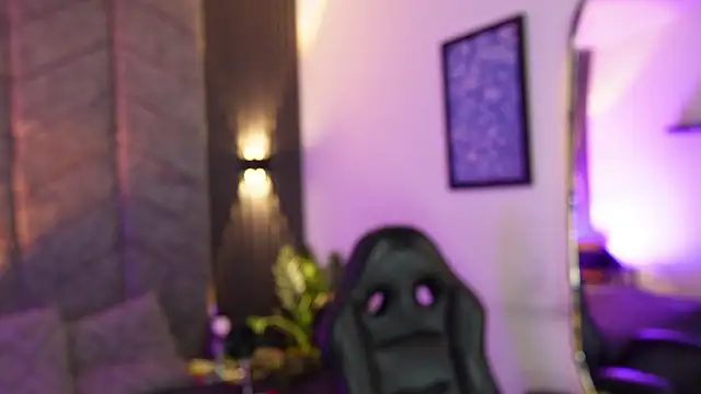 AuroraLanee  online show from 02-07-26, 07:50