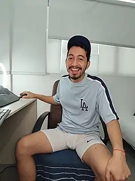 Snapshot of JoshuanDrocher chatting on 01-17-26, 09:07 JoshuanDrocher online show from 01-17-26, 09:07