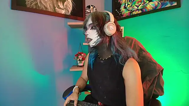 luxiel  online show from 02-27-26, 10:21