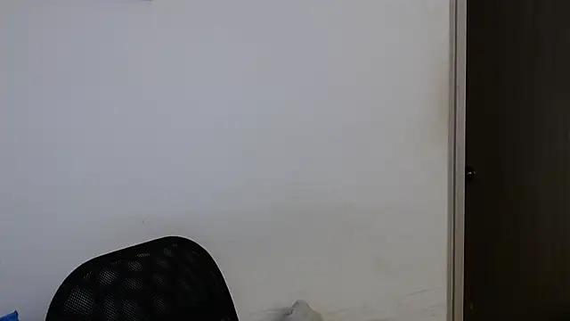 LorieFerrer online show from 03-08-25, 01:03