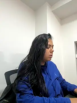 LorieFerrer online show from 10-16-25, 02:29