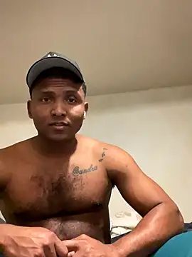 Snapshot of Eldeentt chatting on 11-08-25, 09:35 Eldeentt online show from 11-08-25, 09:35