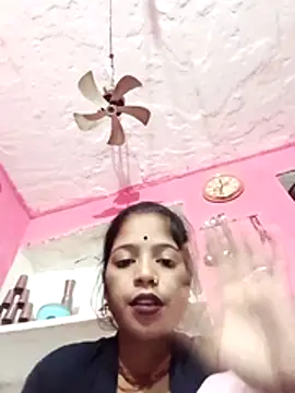 Hot eras8 online show from 11-16-25, 03:17