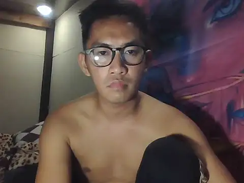 Snapshot of denzkylexx chatting on 06-21-26, 12:19 denzkylexx online show from 06-21-26, 12:19