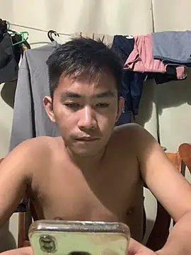 Snapshot of denzkylexx chatting on 06-23-26, 03:32 denzkylexx online show from 06-23-26, 03:32