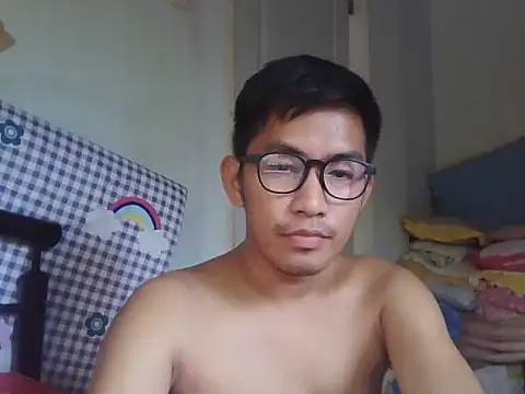 Snapshot of denzkylexx chatting on 07-09-26, 05:33 denzkylexx online show from 07-09-26, 05:33