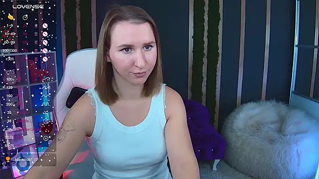 Snapshot of milkawayi chatting on 11-07-25, 02:28 milkawayi online show from 11-07-25, 02:28