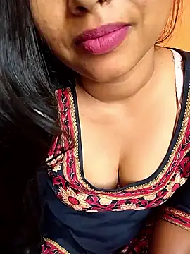 Sexy Divya   online show from 05-06-26, 01:14
