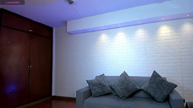 Saara Corraless online show from 03-07-26, 07:00