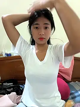 Lynly k2 online show from 03-05-26, 03:35