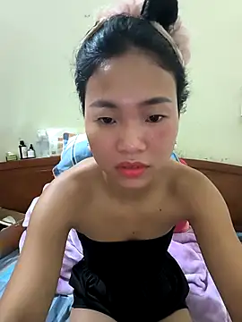 Lynly k2 online show from 05-07-26, 01:44
